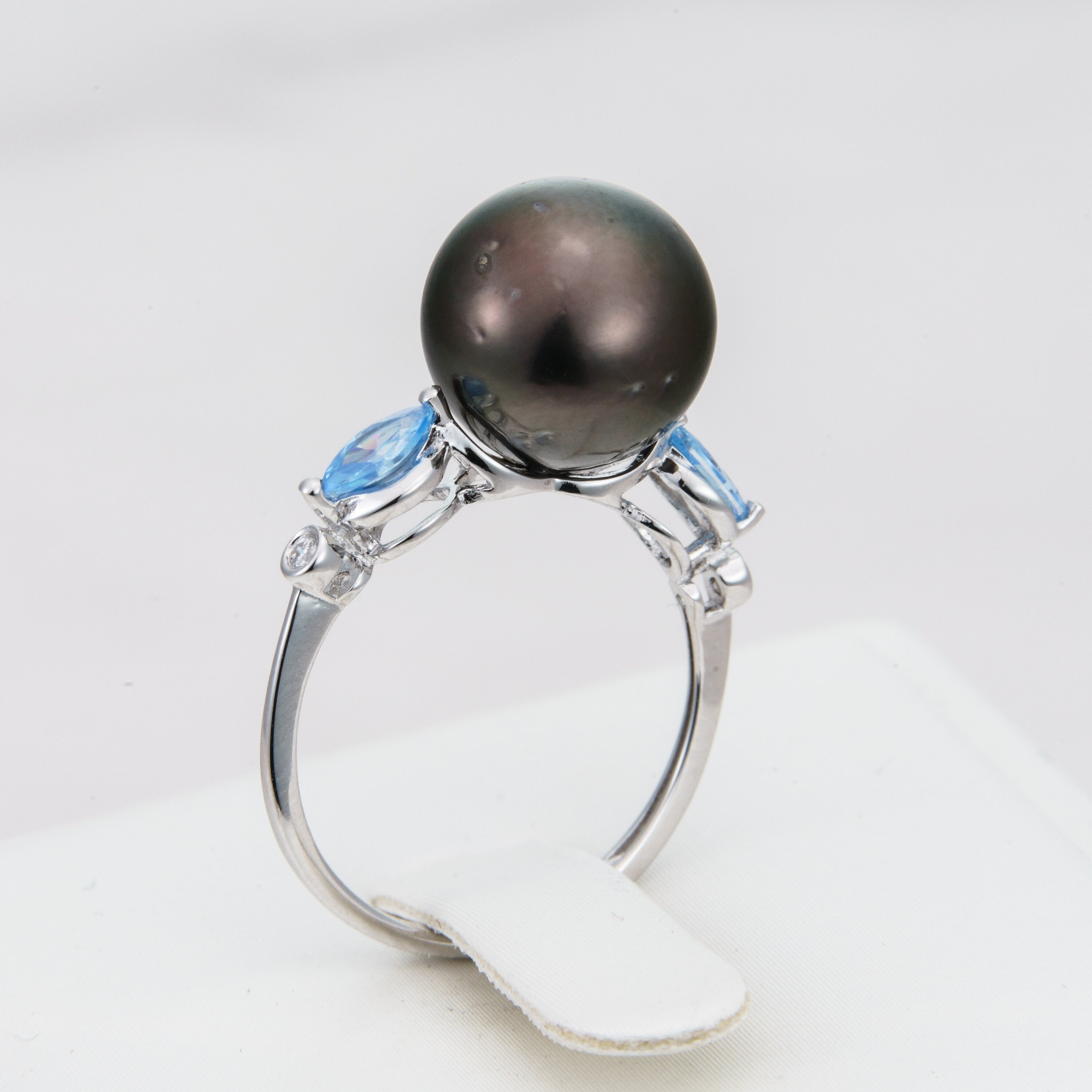 10mm tahitian pearl ring, size 5.5 us, 925 sterling silver with cubic zirconia