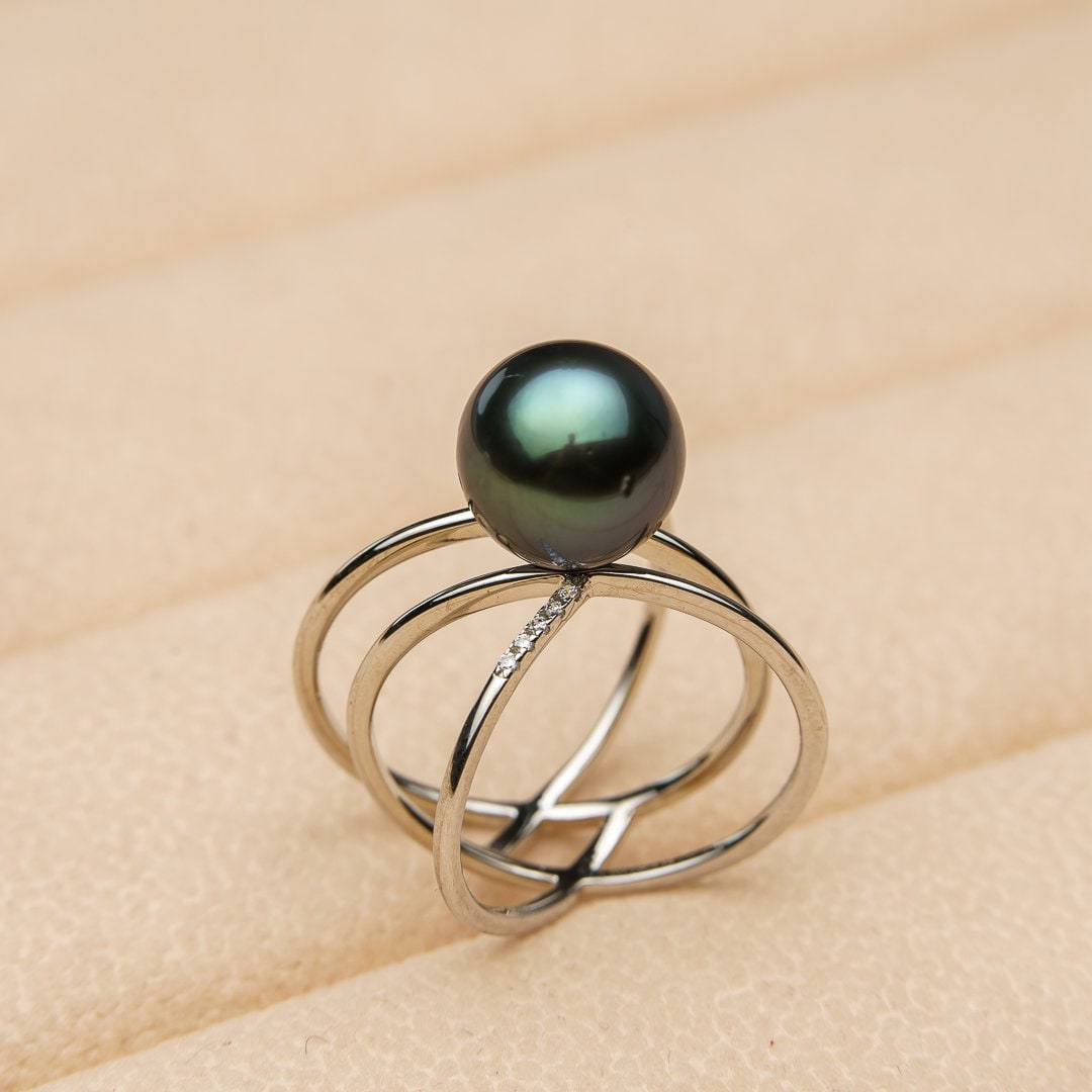 Tahitian pearl ring, 925 sterling silver with cubic zirconia