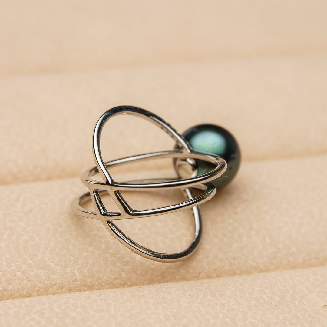 Tahitian pearl ring, 925 sterling silver with cubic zirconia