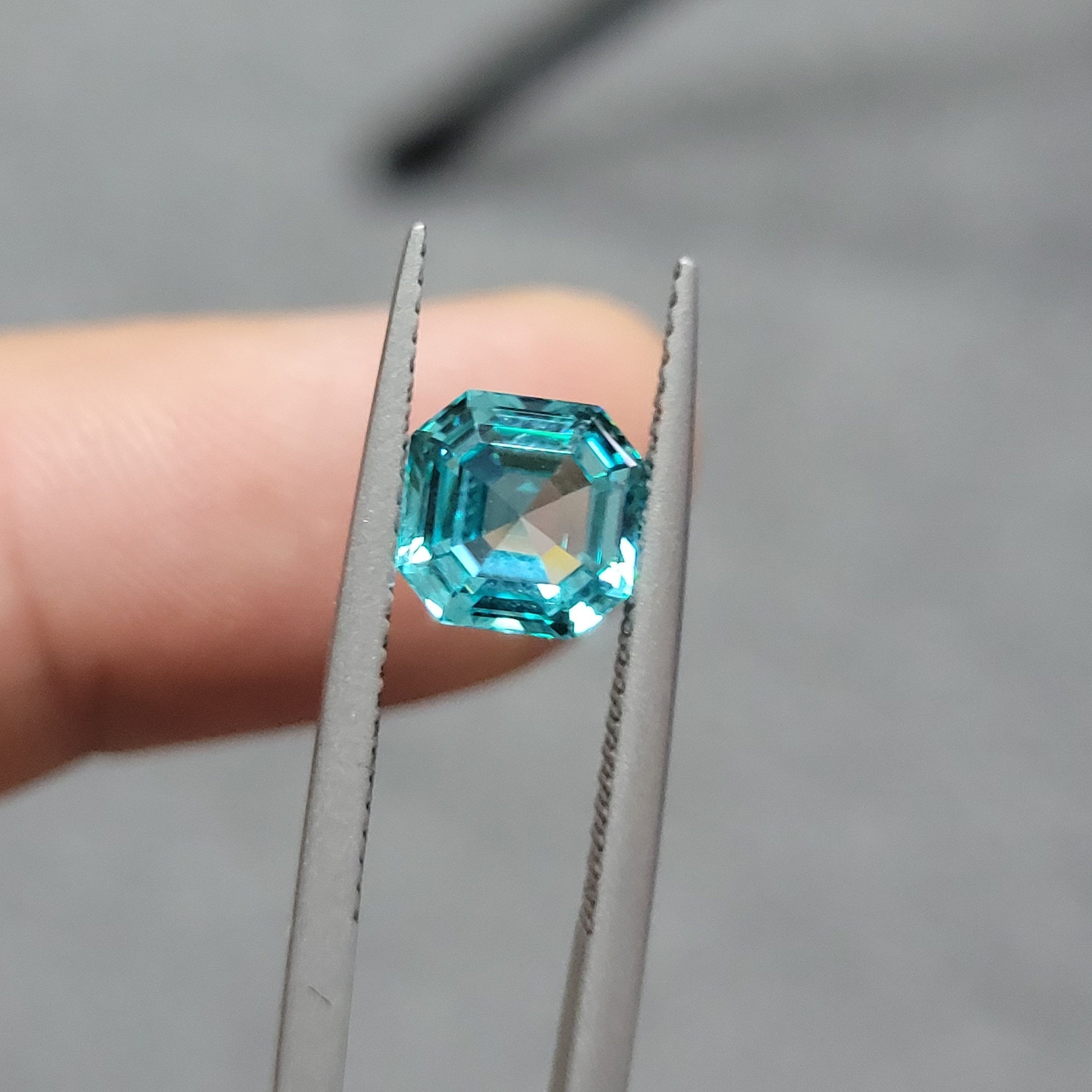 Lab-grown paraiba tourmaline - 7x12mm, 2.87ct loose ascher cut gemstone