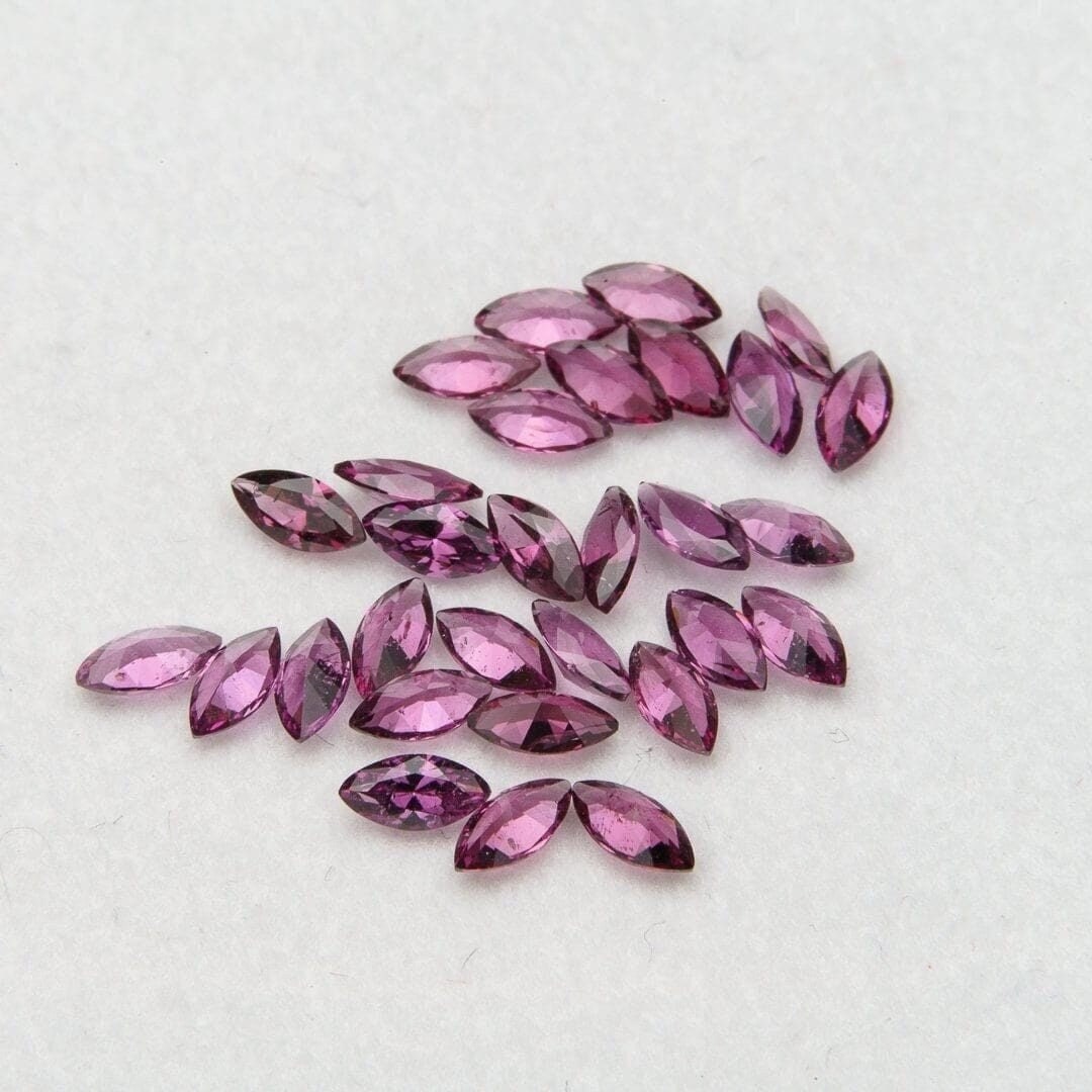 Rhodolite faceted marquise cut 2.45 carat 30pcs 2x4mm loose gemstone simulant