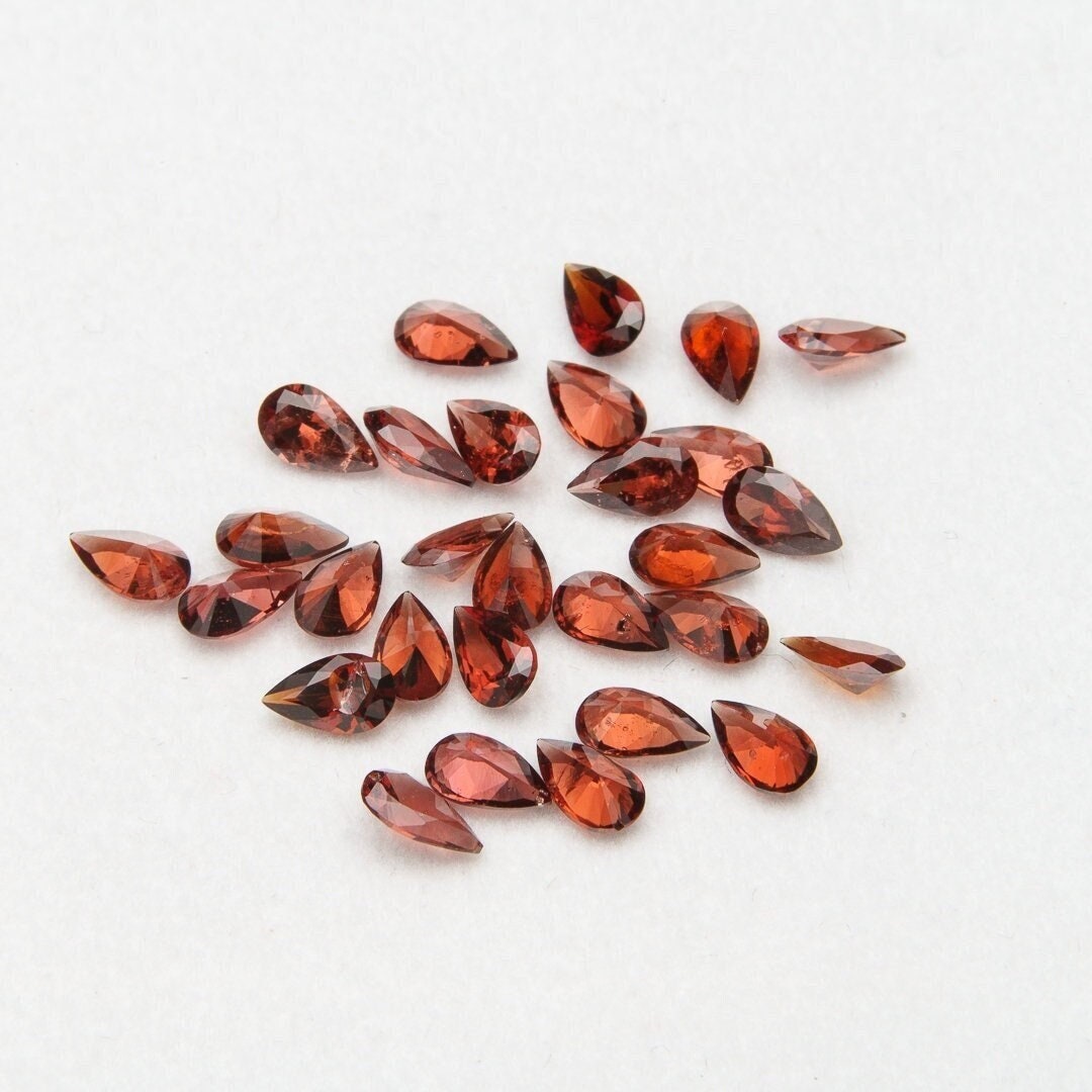 Garnet faceted pear cut 5.86 carat 30pcs 3x5mm loose gemstone simulant