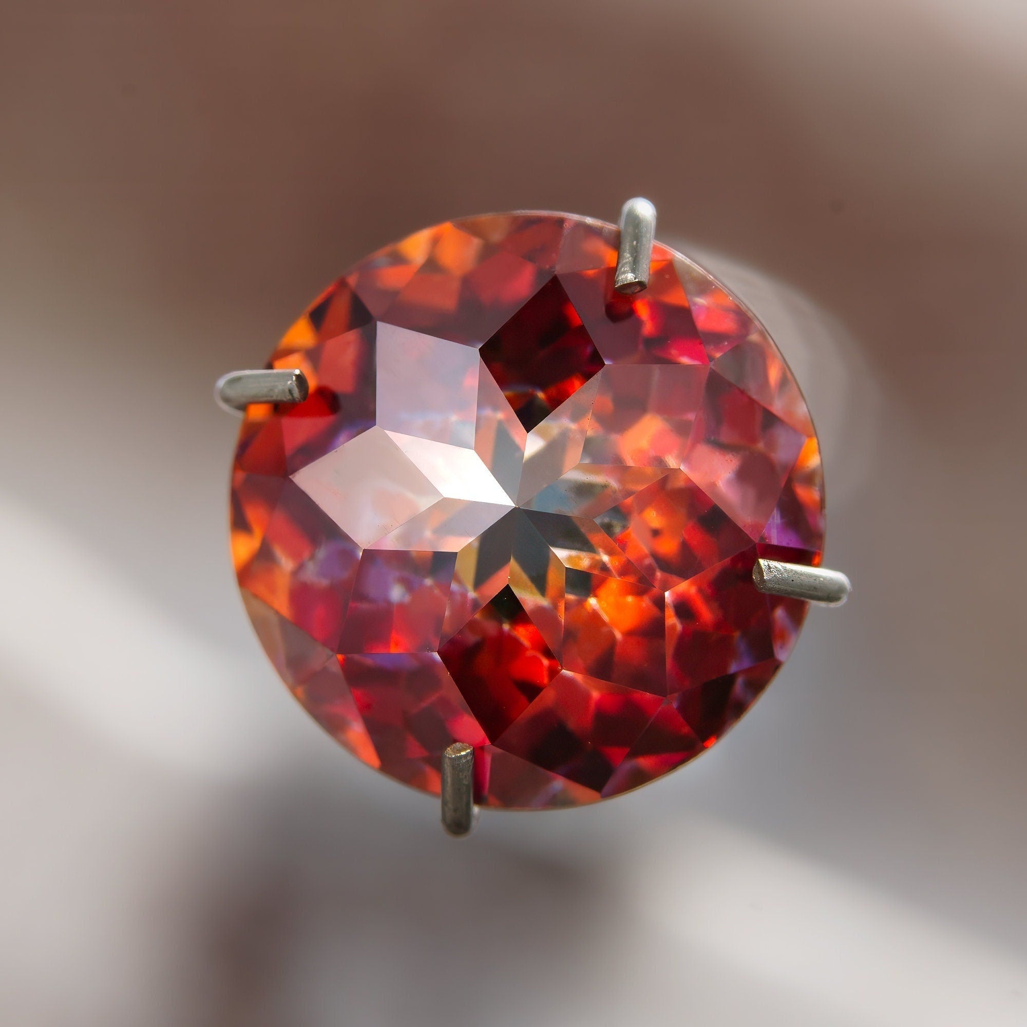 Moissanite Pigeon blood red certified 2ct imperial round cut gemstone 8mm size