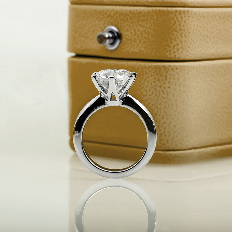 Solitaire Moissanite Ring Tiffany Claw