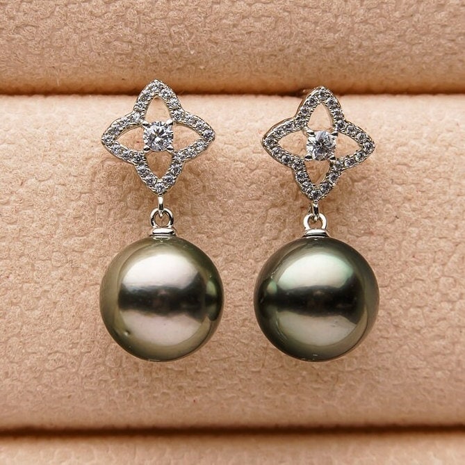 10mm gray genuine cultured tahitian pearl stud earrings
