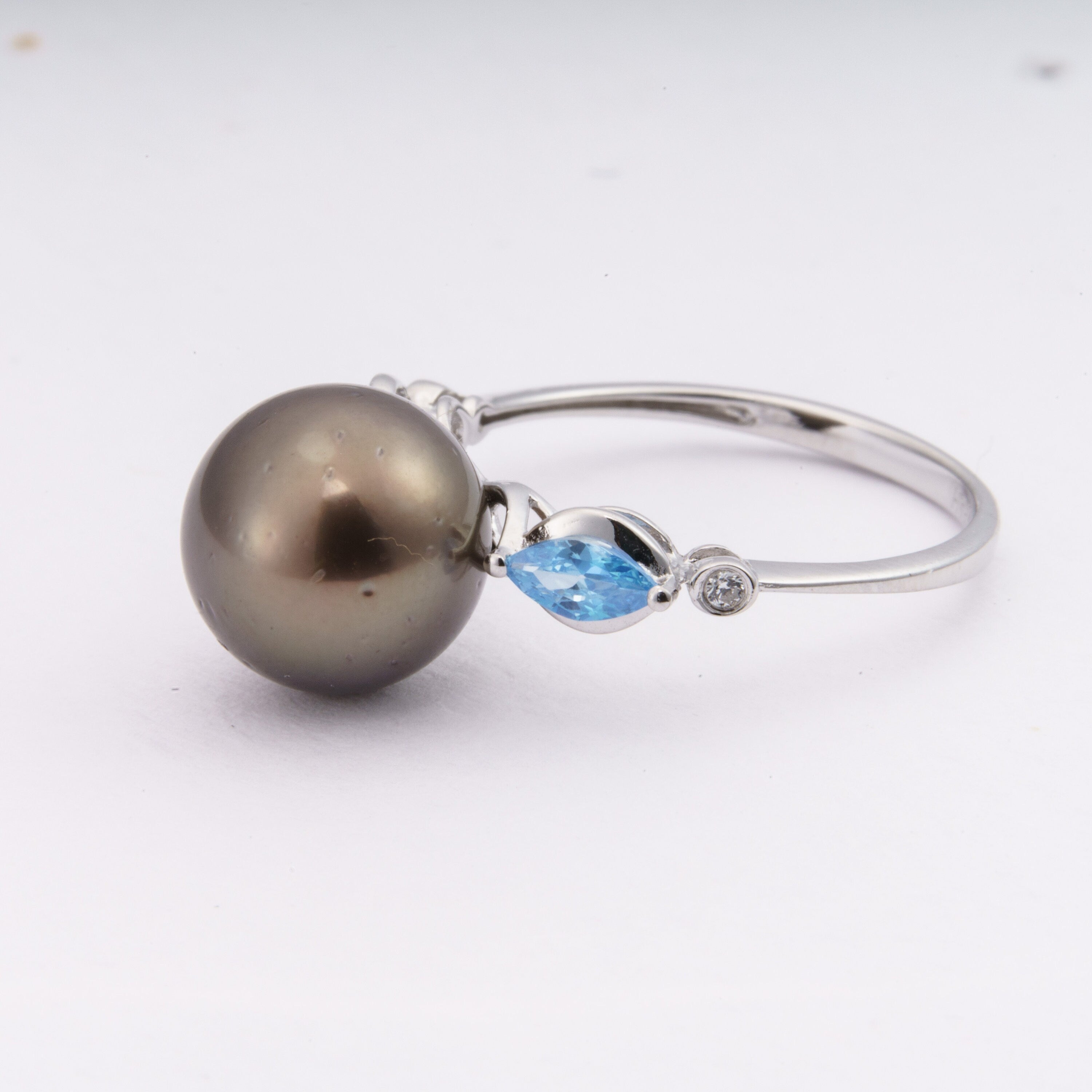11mm tahitian pearl ring, size 7.5 us, 925 sterling silver with cubic zirconia
