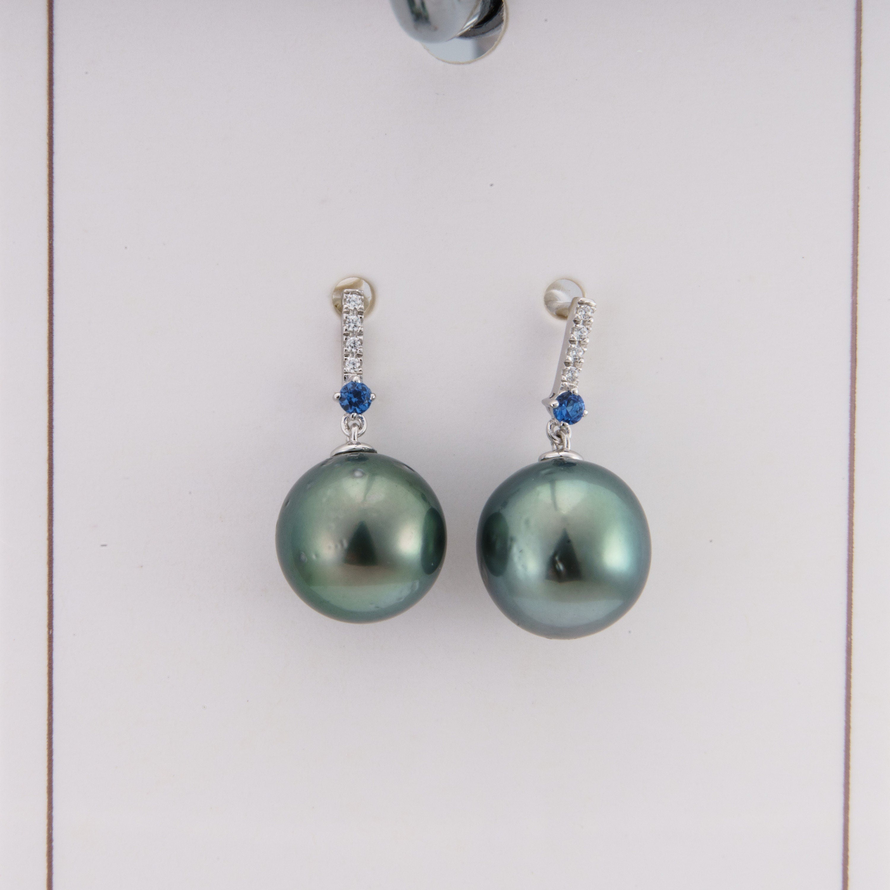 Tahitian pearl earrings 9mm, 925 sterling silver with rhodium finish and cubic zirconia
