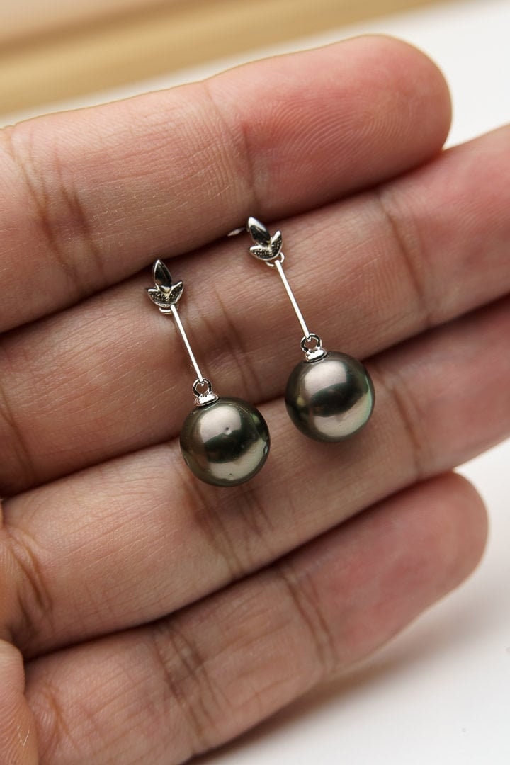 Tahitian pearl earrings 9mm, 925 sterling silver with rhodium finish and cubic zirconia