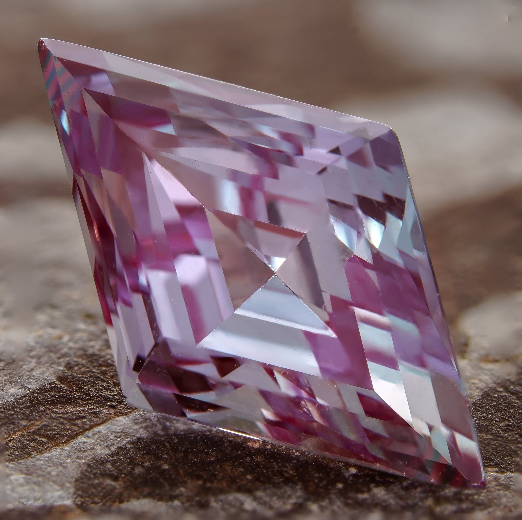 7x12mm 2.23ct loose alexandrite lab grown rhombus cut loop clean gemstone  lozenge shape