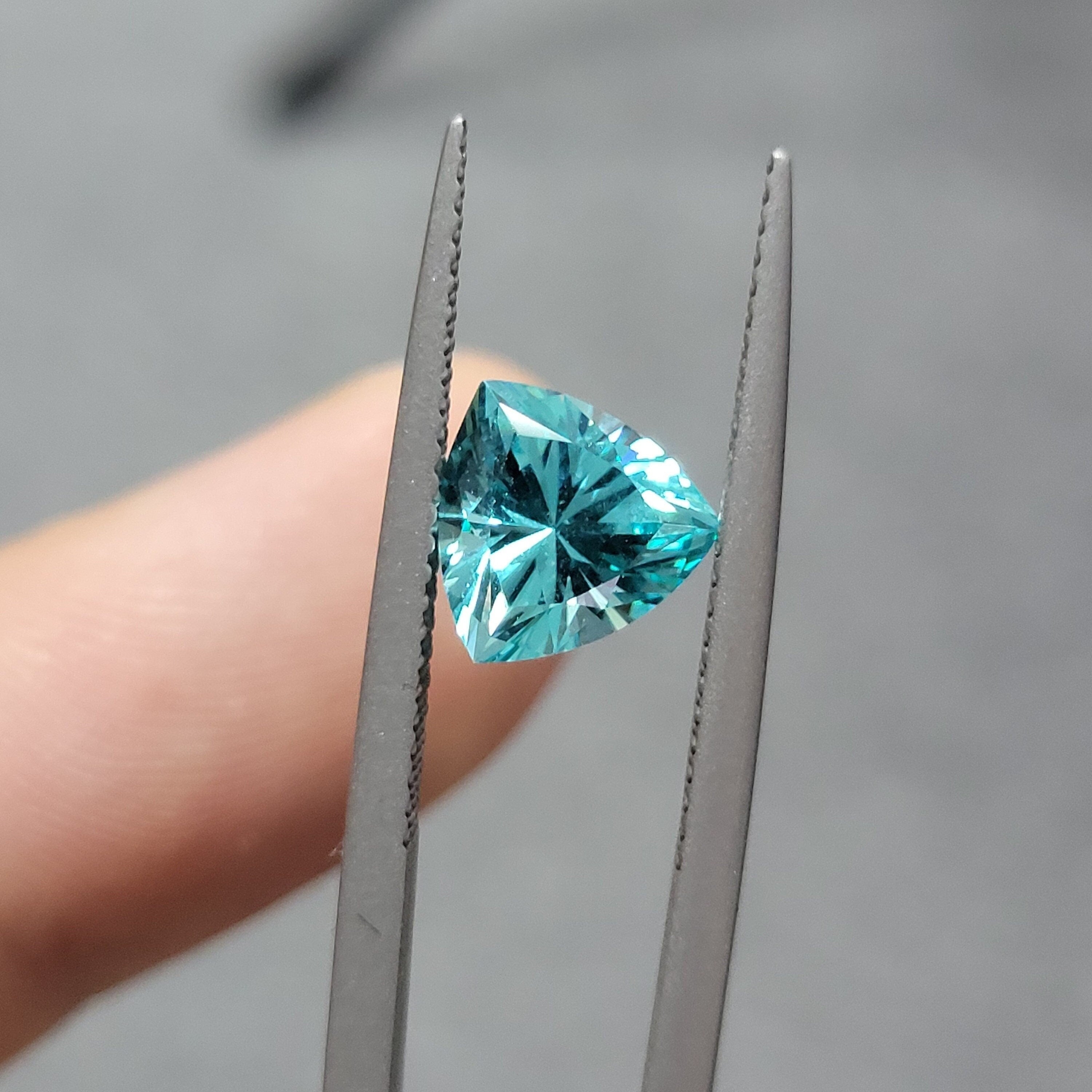 paraiba 8mm loose tourmaline 2.63ct trillion cut lab grown blue