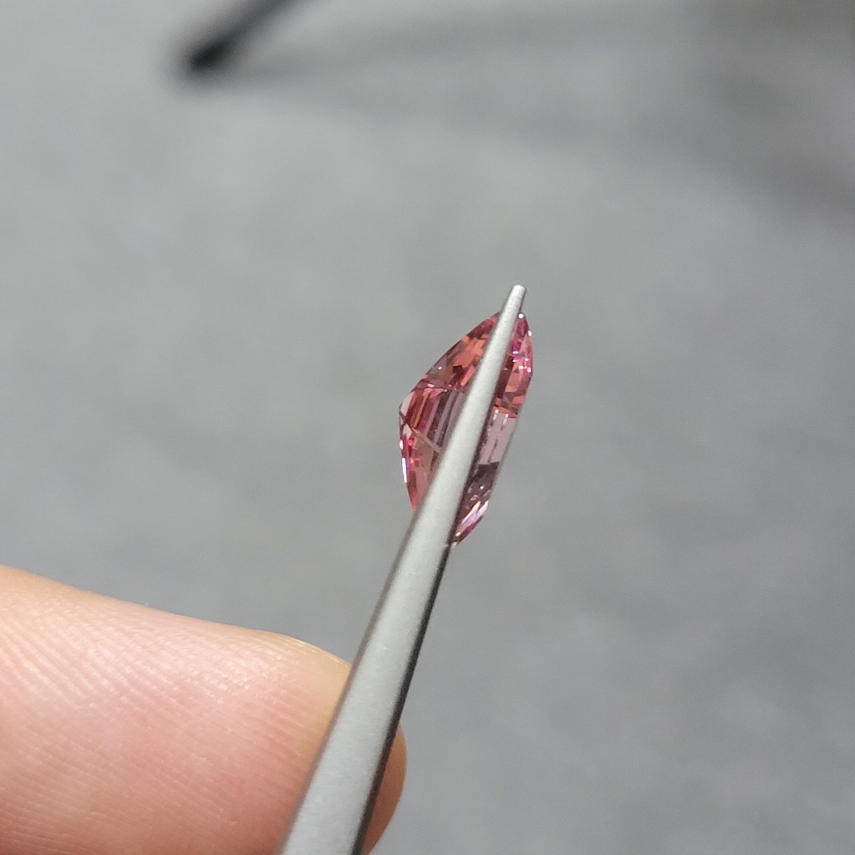 7x12mm 2.5ct loose padparadscha pik sapphire lab grown rhombus cut loop nclean lozenge shape