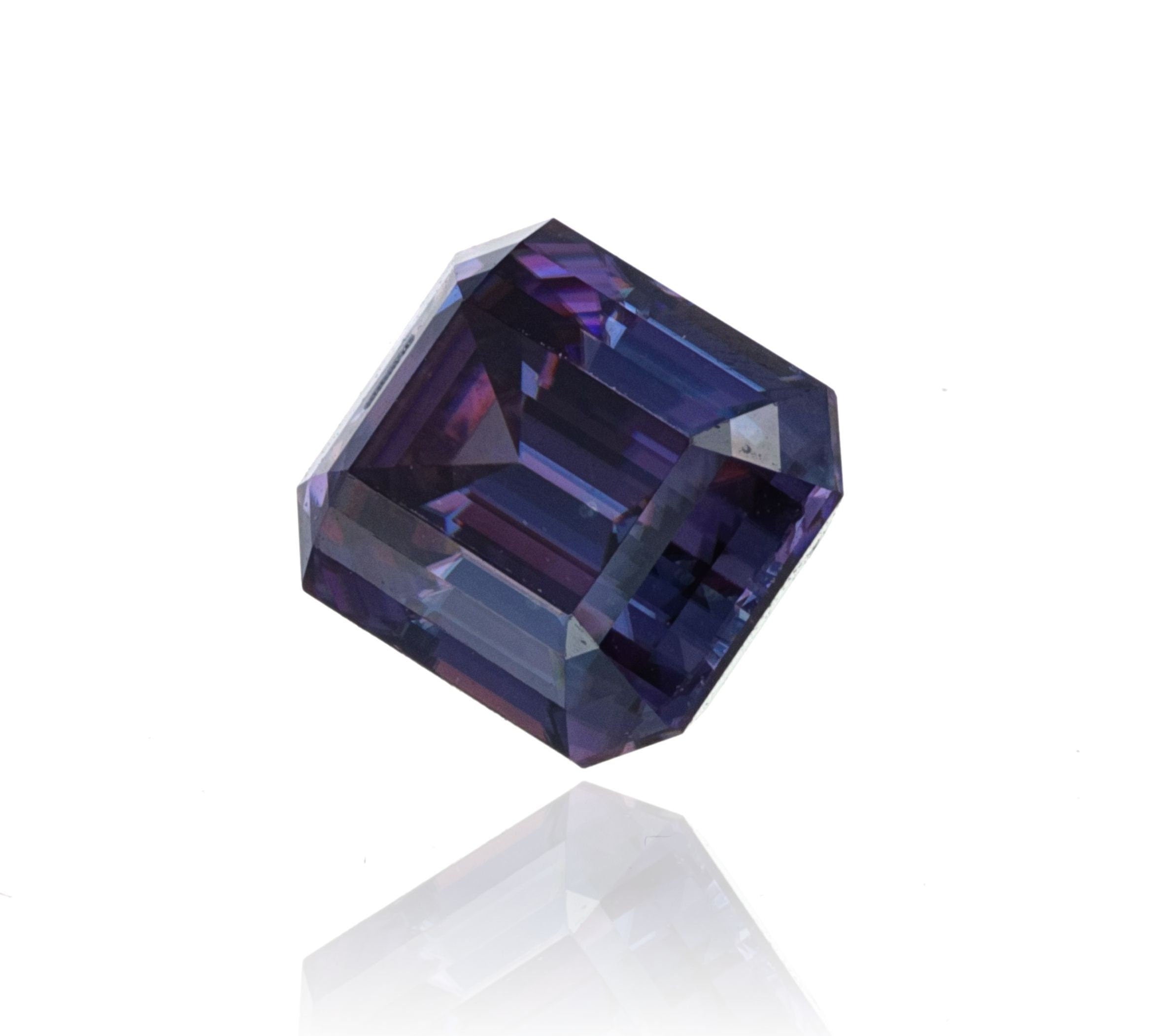 Moissanite emerald cut 2 carat - 6x8mm imperial purple colors, vvs1 clarity, excellent cut - handcrafted brilliance