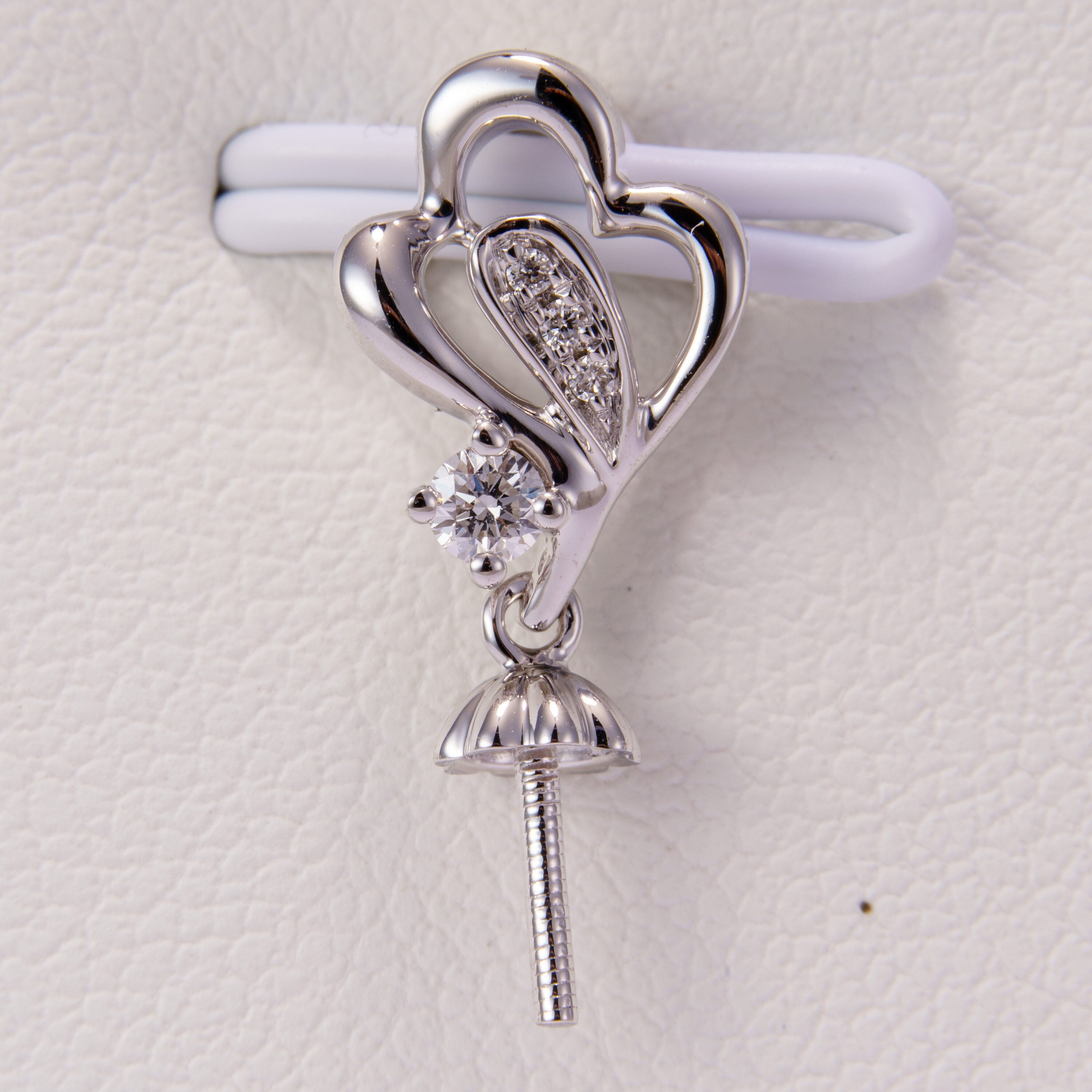 White gold pearl pendant bail - 14k, 0.062ct natural diamond, grtc lab certified