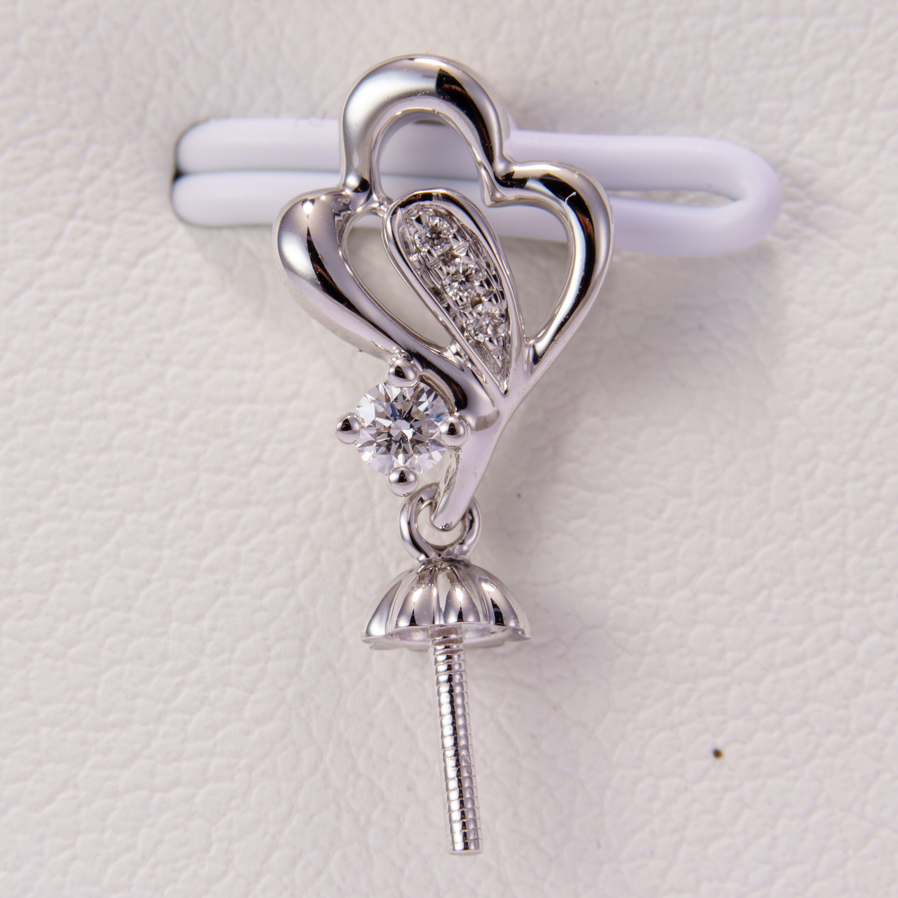 White gold pearl pendant bail - 14k, 0.062ct natural diamond, grtc lab certified